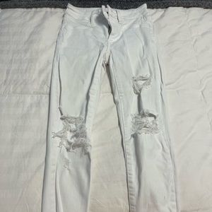 White ripped American eagle jeans